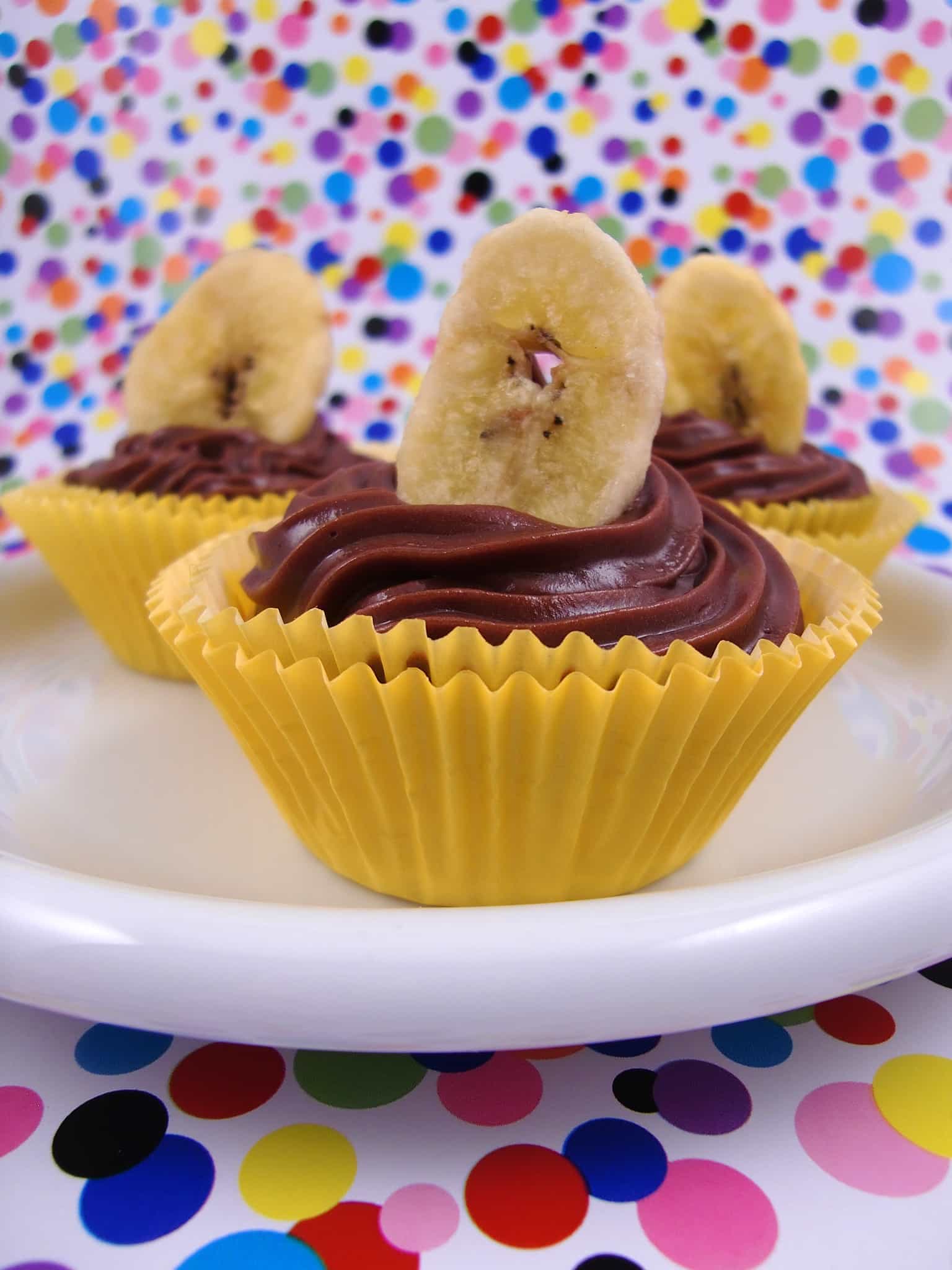 Schmecken ernsthaft unfassbar gut: Bananen-Cupcakes mit Frischkäse ...
